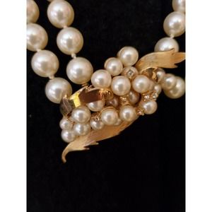 Gorgeous Vtg.Marvella Rhinestone CLASP Double Strand Faux Pearl Necklace 14 "